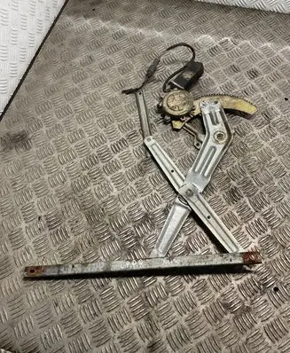 SsangYong Musso Front door window regulator with motor