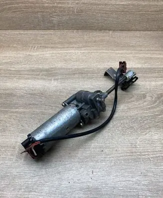 Mercedes-Benz S W220 Seat adjustment motor 2208201442 0130002484