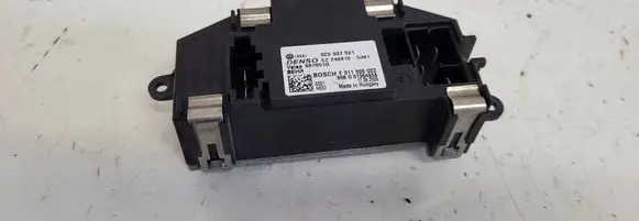 Volkswagen Touran I Heater blower motor/fan resistor 3C0907521 987651G