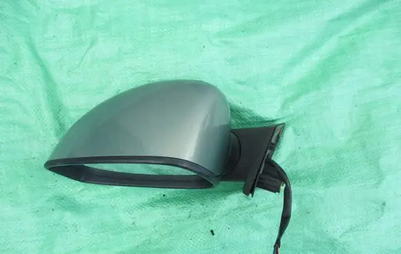 Fiat Idea Front door electric wing mirror