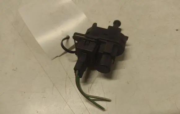 Ford Focus Brake pedal sensor switch 93BB13480BC