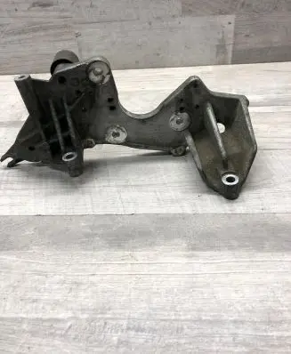 Audi A4 S4 B8 8K Fuel pump bracket 059130147N