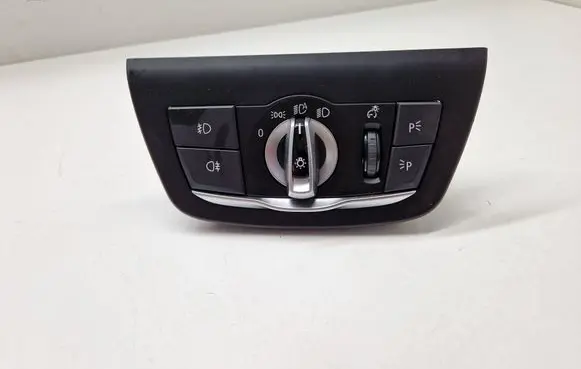 BMW X3 G01 Light switch 9472966