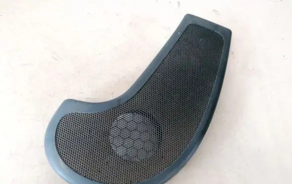 Side speaker trim/cover