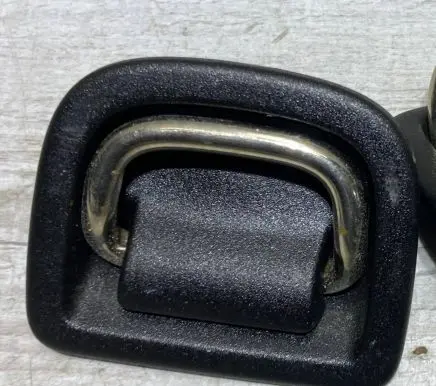 Volkswagen Golf VII Bracket in trunk/boot 