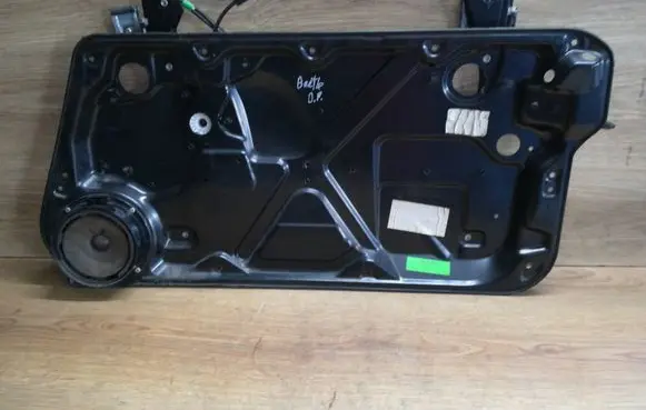 Volkswagen New Beetle Front door electric window regulator 1C0837752 33737012