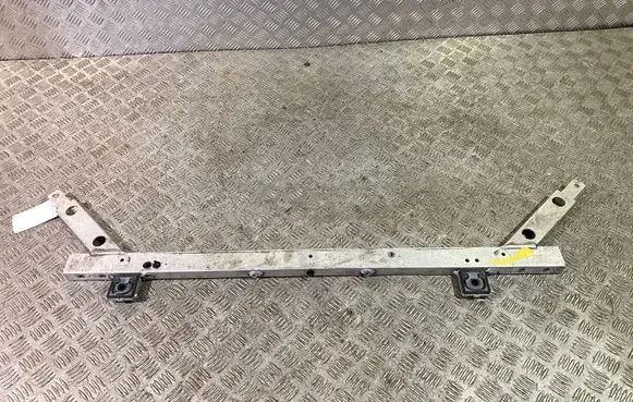 Volvo XC90 Bottom radiator support slam panel 31425937