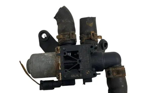 BMW X5 F15 Coolant heater control valve 6950257 64126950257 1147412194
