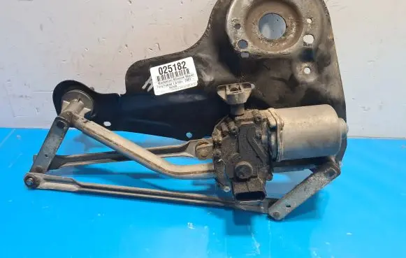 Ford Focus C-MAX Front wiper linkage and motor 2s6t-17b571-ac