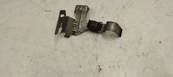 Audi Q3 8U Other engine bay part 03l131529f