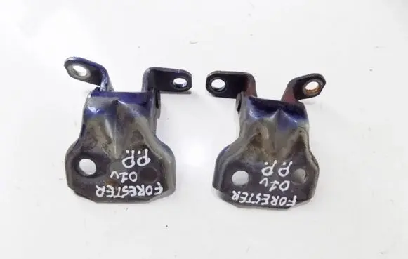 Subaru Forester SF Front door upper hinge