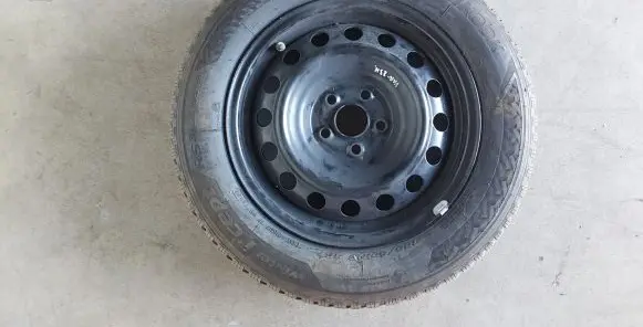 Toyota Yaris XP210 R15 steel rim 