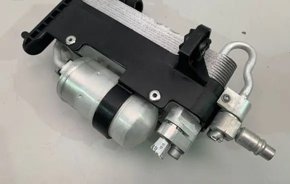 BMW 7 G11 G12 Air conditioning (A/C) air dryer 9109858