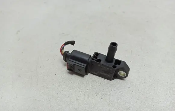 Audi A6 S6 C7 4G Exhaust gas pressure sensor 04L906051C