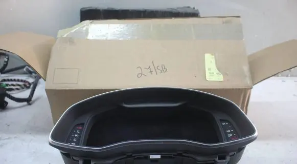 Audi A7 S7 4K8 Speedometer (instrument cluster) 4K0920790C 0263749051