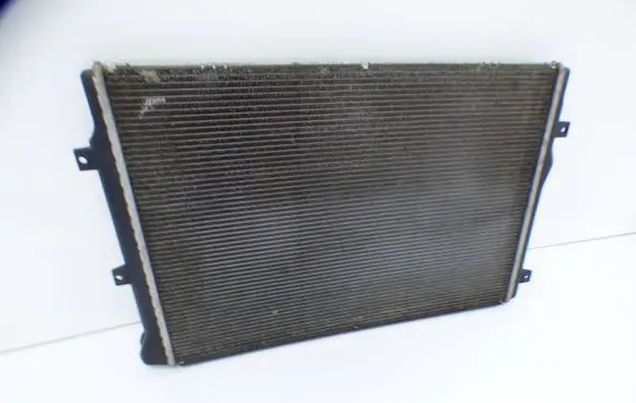 Audi A3 S3 8P Coolant radiator 1K0121251DM