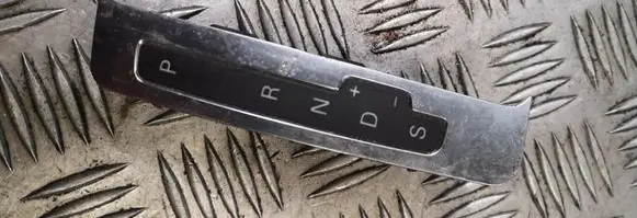 Audi A6 S6 C6 4F Gear shift selector indicator 4f1713463b