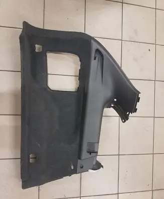 Trunk/boot lower side trim panel