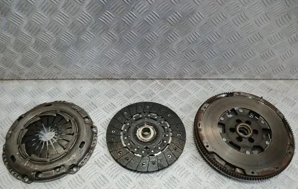 Audi TT Mk1 Clutch set kit 417117212