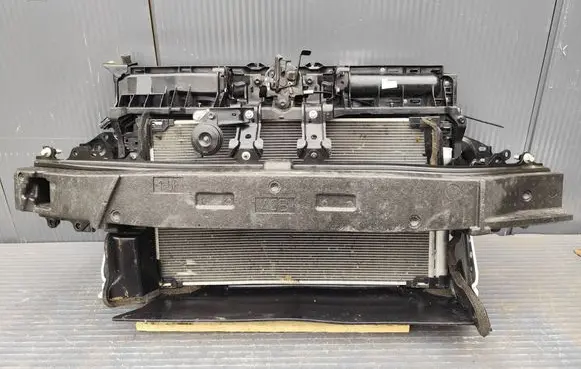 Toyota Yaris XP210 Radiator support slam panel YARISIVPASPRZEDNI