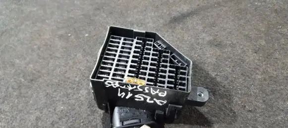 Volkswagen PASSAT B6 Fuse box set 3c0880204e 016531f