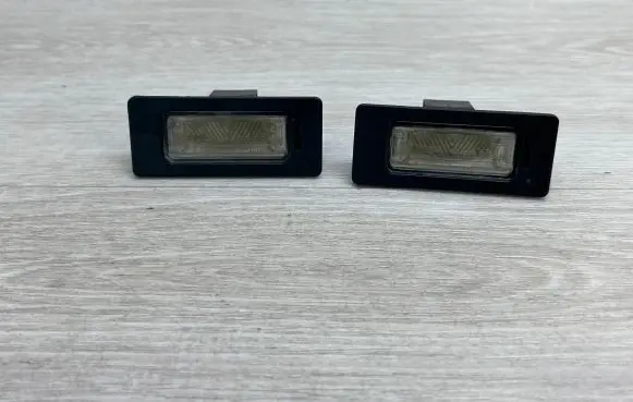 Porsche Panamera (970) Number plate light