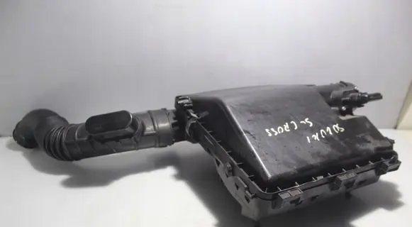 Suzuki SX4 S-Cross Air filter box