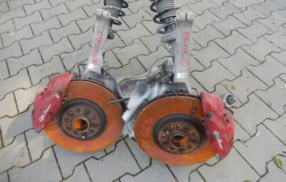 Alfa Romeo Stelvio Front wheel hub spindle knuckle