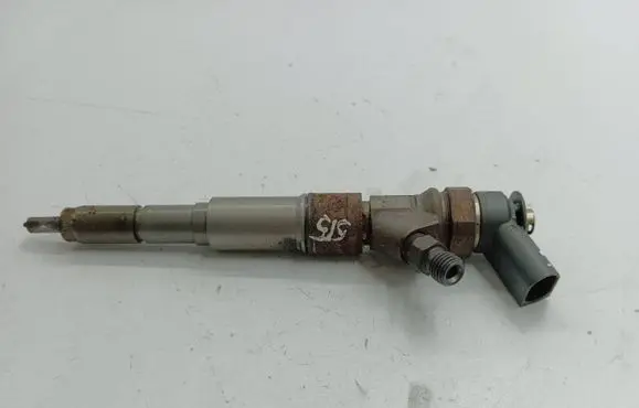 BMW 5 E60 E61 Fuel injector 7794652 0445110212