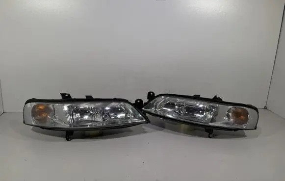 Opel Vectra C Headlights/headlamps set 18932469834