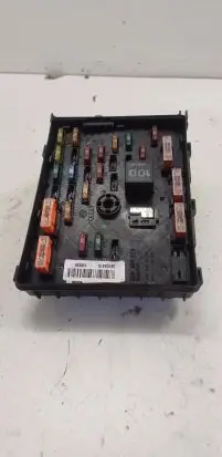 Volkswagen PASSAT B6 Fuse box set 3C0937125 63592777