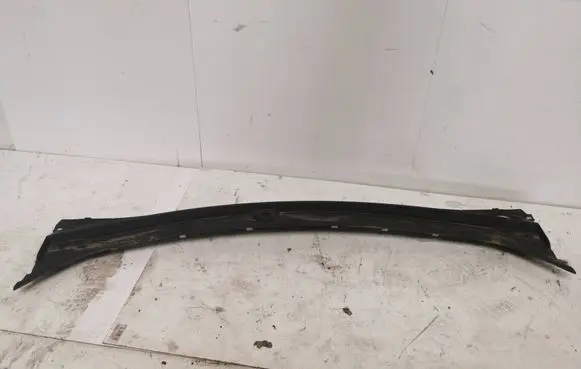 Dacia Sandero II Wiper trim 668113105R MP7024