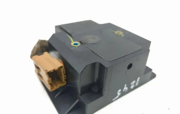 Nissan 350Z HiFi Audio sound control unit 28060CD000 262390001000980 9190307