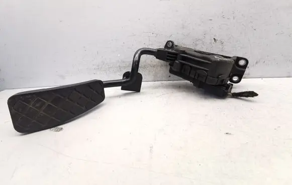 Audi A6 S6 C6 4F Accelerator throttle pedal 4F2721523