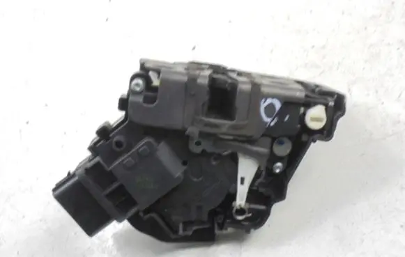 Ford Focus C-MAX Rear door lock 4M5AA26413BC