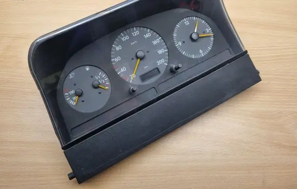 Volkswagen II LT Speedometer (instrument cluster) 2D0919850F