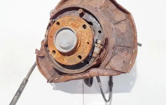 Peugeot 406 Rear wheel hub