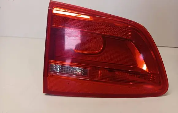 Volkswagen Touran II Tailgate rear/tail lights 1T0945093