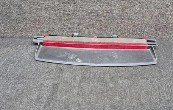 Audi A6 S6 C6 4F Third/center stoplight 4F5945097