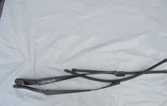 Land Rover Range Rover Evoque L538 Front wiper blade arm 5021452369