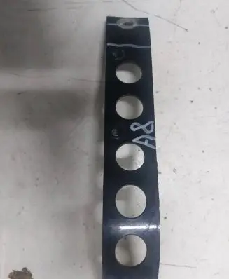 Audi A8 S8 D2 4D Fender mounting bracket 4D0821138