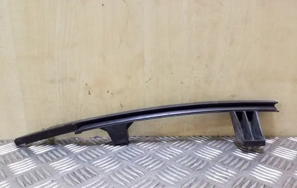 Hyundai i40 Rear door windshield rail 835353Z000