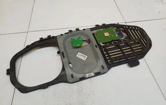 Mercedes-Benz R W251 Antenna control unit A2518202275