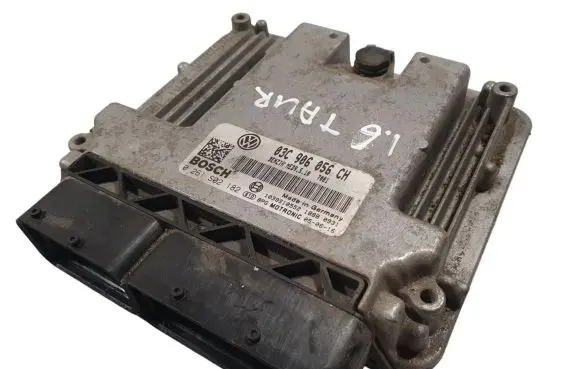 Volkswagen Touran I Engine control unit/module 03C906056CH 0261S02182