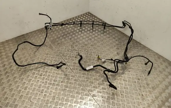 Peugeot 308 Fuel line pipe 9832217880