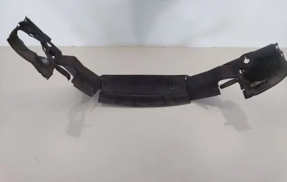 BMW 5 E60 E61 Radiator trim 7050651