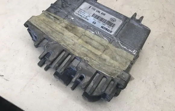 Seat Cordoba (6K) Engine control unit/module 6K0907311B 0261203752 0261203753