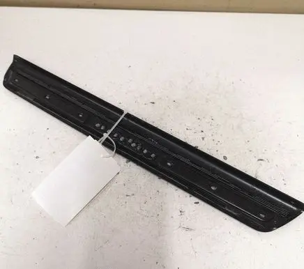 Volvo V40 Front sill trim cover 31265842