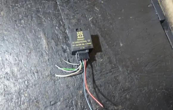 Peugeot 307 Tow bar relay 1431