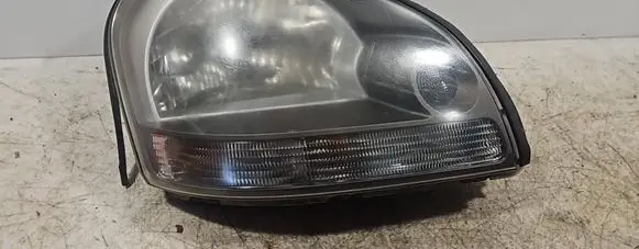 Hyundai Tucson JM Headlight/headlamp 921022E